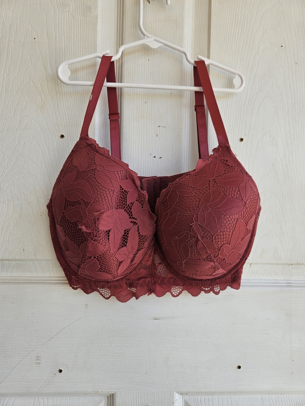 Adrienne Vittadini Burgundy Lace Underwire Bra Size 38DD Adjustable GUC